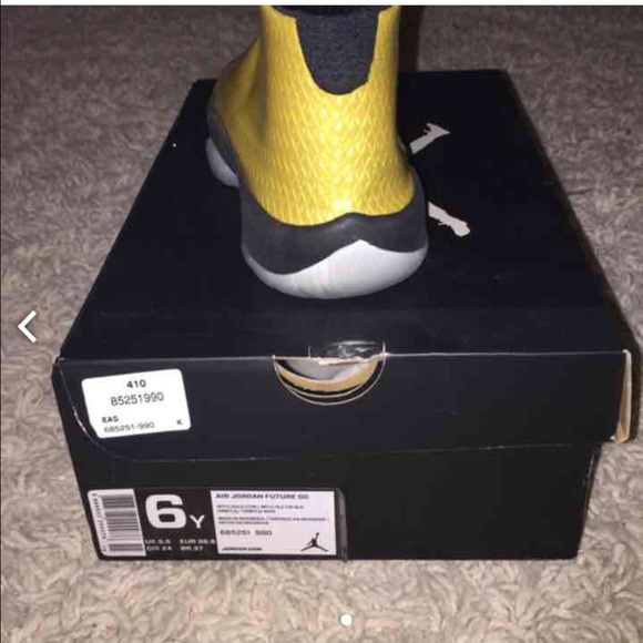 Jordan future - Picture 3 of 3