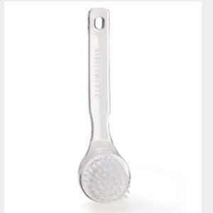 NWT FACIAL CLEANSING BRUSH