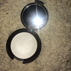 BECCA highlighter