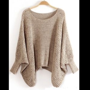 Khaki/ light brown loose sweater knit