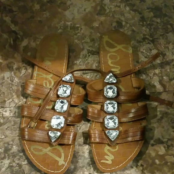 Brown stone Sam Edelman