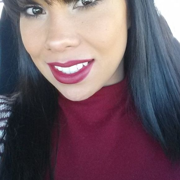 Meet your Posher, Yolanda - Picture 1 of 1