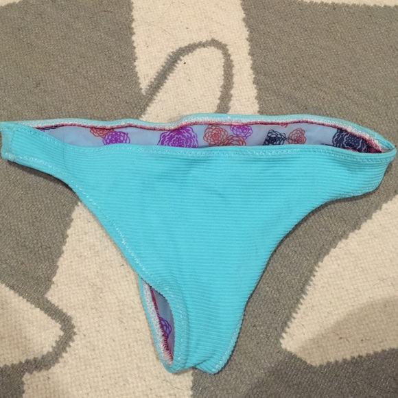 NEW bow back bottoms! - Picture 2 of 2