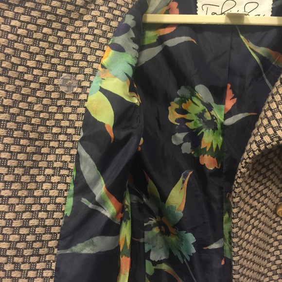 Anthropologie tweed jacket with floral lining - Picture 4 of 4