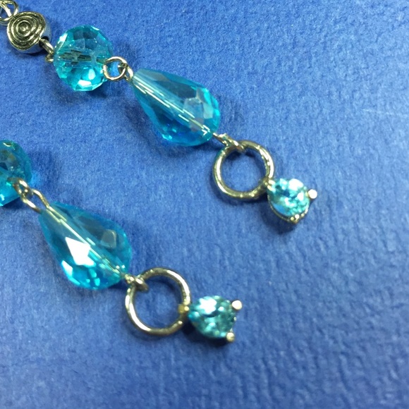 CH 51 London Blue Topaz and Austrian crystals - Picture 2 of 3