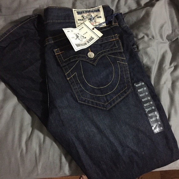 Men's True Religion jeans