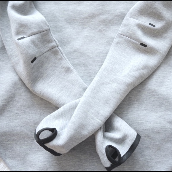 SOLD NIKE TECH FLEECE Moto Cape FULL-ZIP XS GRAY - Picture 4 of 4