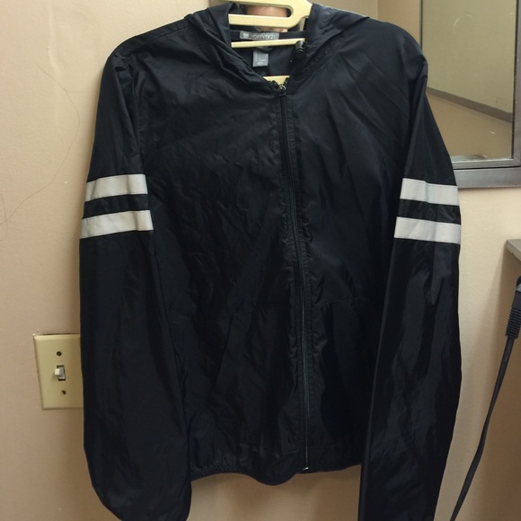 Sold🌴 - Picture 3 of 4