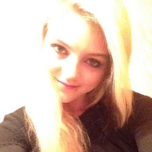 Meet your Posher, Courtney