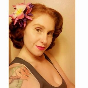 Meet your Posher, Janelle