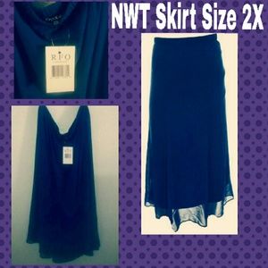 NWT Onyx Maxi Skirt