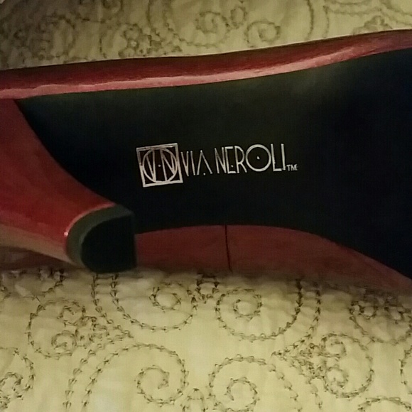 The Ruby Red Heel - Picture 4 of 4