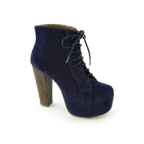 Size 9 navy blue booties