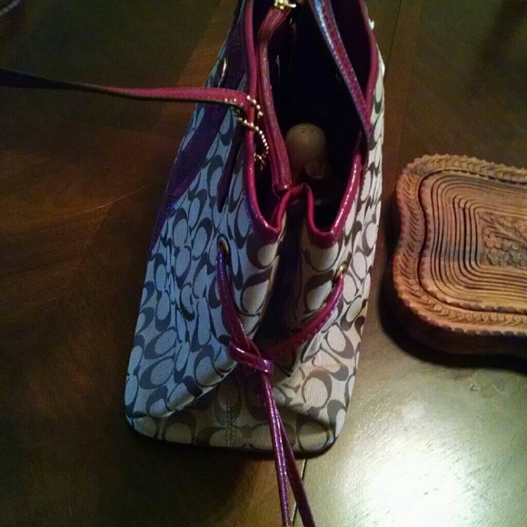 Brand new coach purse and matching wallet - Picture 2 of 2