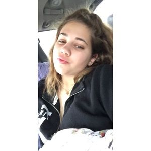 Meet your Posher, Marisaa