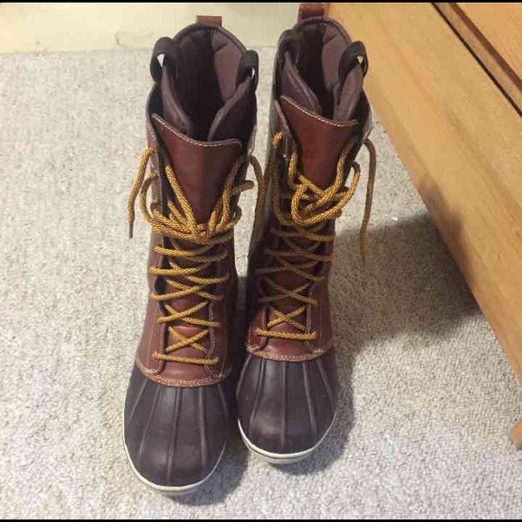 L. L Beans size 8