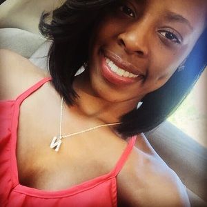 Meet your Posher, Lanecia