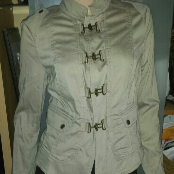 Cache jacket sz  2 - Picture 1 of 3