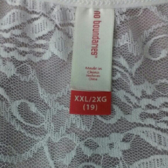 White Lace Tank Top - Picture 2 of 2