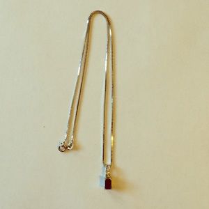 White gold and sapphire necklace