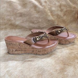 Yellow box sandals (mecca style)