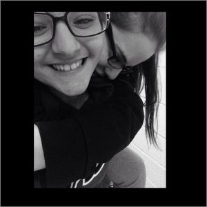 Meet your Posher, Eli