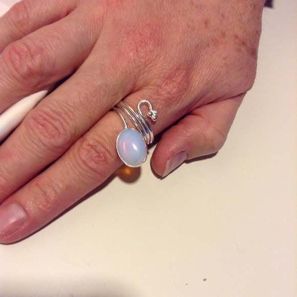 simulated opal ring - Picture 2 of 2