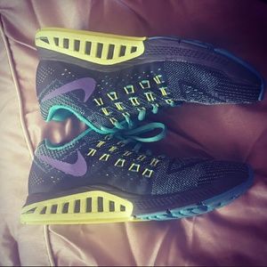 Nike Zoom Structure 18