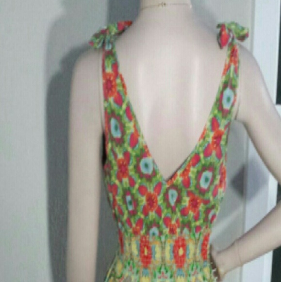 Great Deal! Long Maxi Dress size Medium - Picture 2 of 3