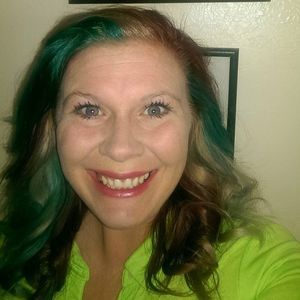 Meet your Posher, Teresa