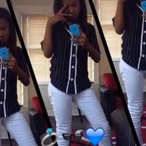 Meet your Posher, Kayla