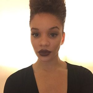 Meet your Posher, Tiffany