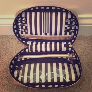 Henri Bendel Travel Jewelry Case