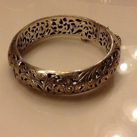 🎉SILPADA .925 STERLING SILVER BRACELET EASY ON