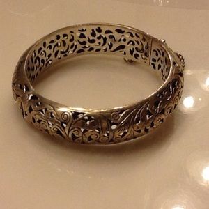 🎉SILPADA .925 STERLING SILVER BRACELET EASY ON