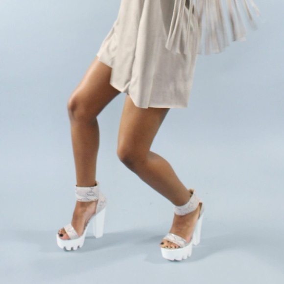 Chunky snake skin contrast platforms - Picture 3 of 4