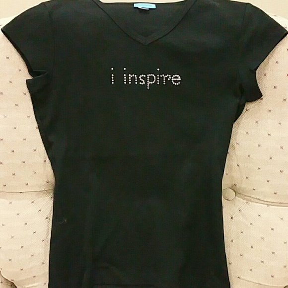 T-Shirt. NWOT - Picture 1 of 4