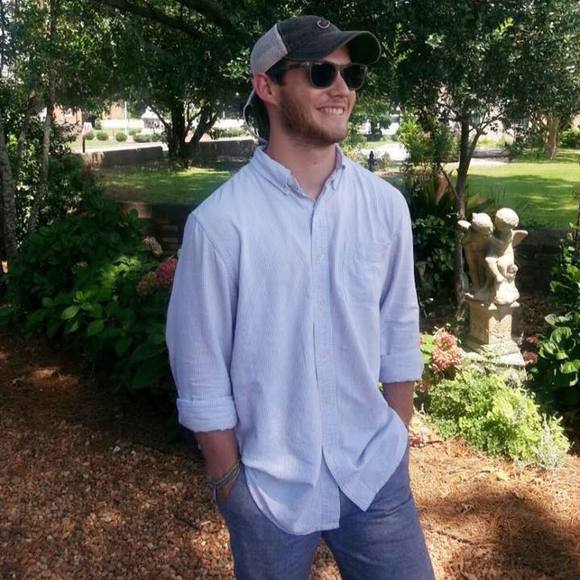 Meet your Posher, Ian - Picture 1 of 1