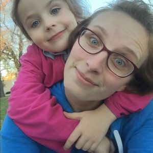 Meet your Posher, Naomi