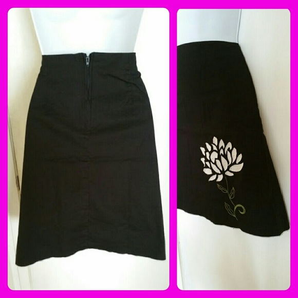 A-line Flower Skirt - Picture 2 of 4