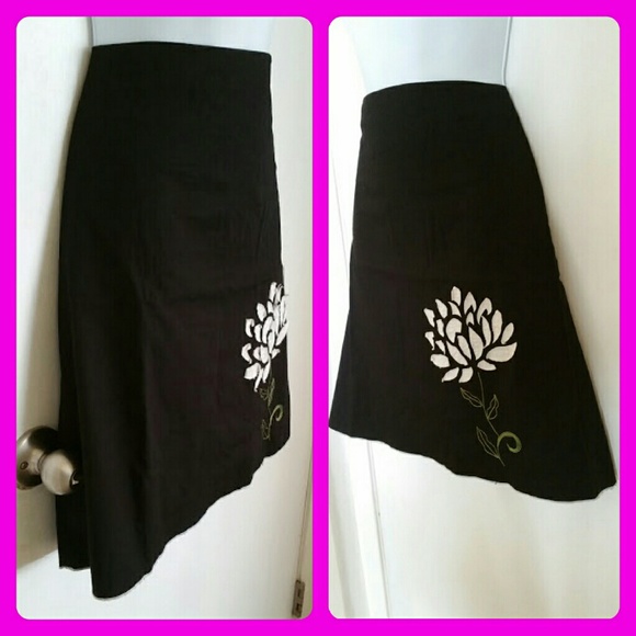 A-line Flower Skirt - Picture 3 of 4