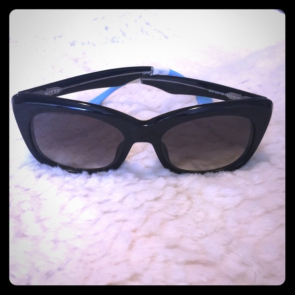 {TOMS} 💯 Authentic Sunnies "Kitty"