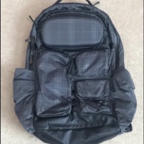 ISO this Lululemon backpack. Sold last spring.