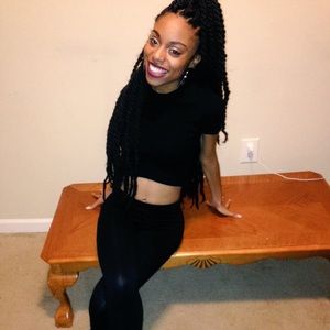 Meet your Posher, Kayla