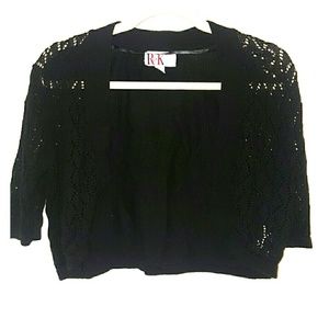 {{Small black cover up}}