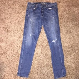 Gently worn American Eagle jeans.