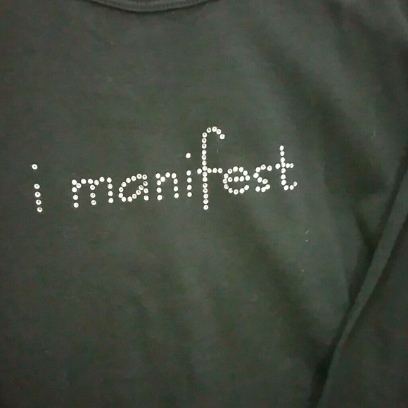 T-Shirt. NWOT - Picture 2 of 4