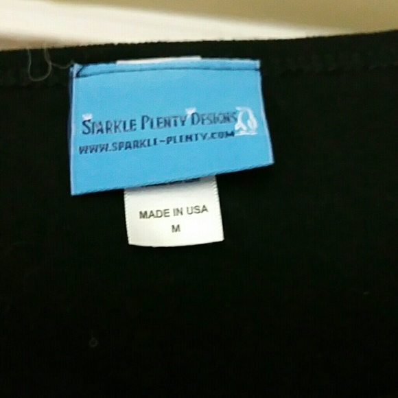 T-Shirt. NWOT - Picture 3 of 4