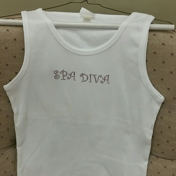 T-Shirt  NWOT - Picture 1 of 4