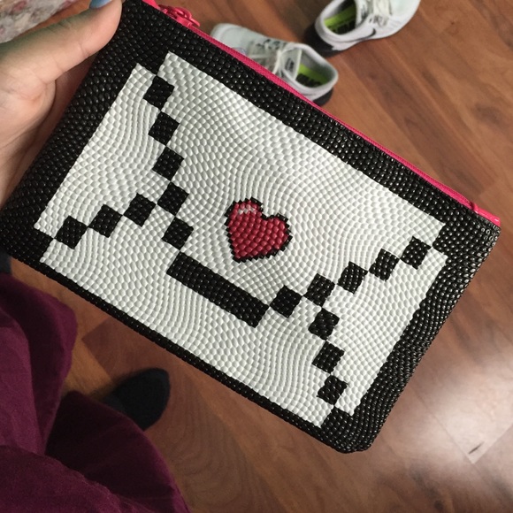 brand new ipsy makeup bag!